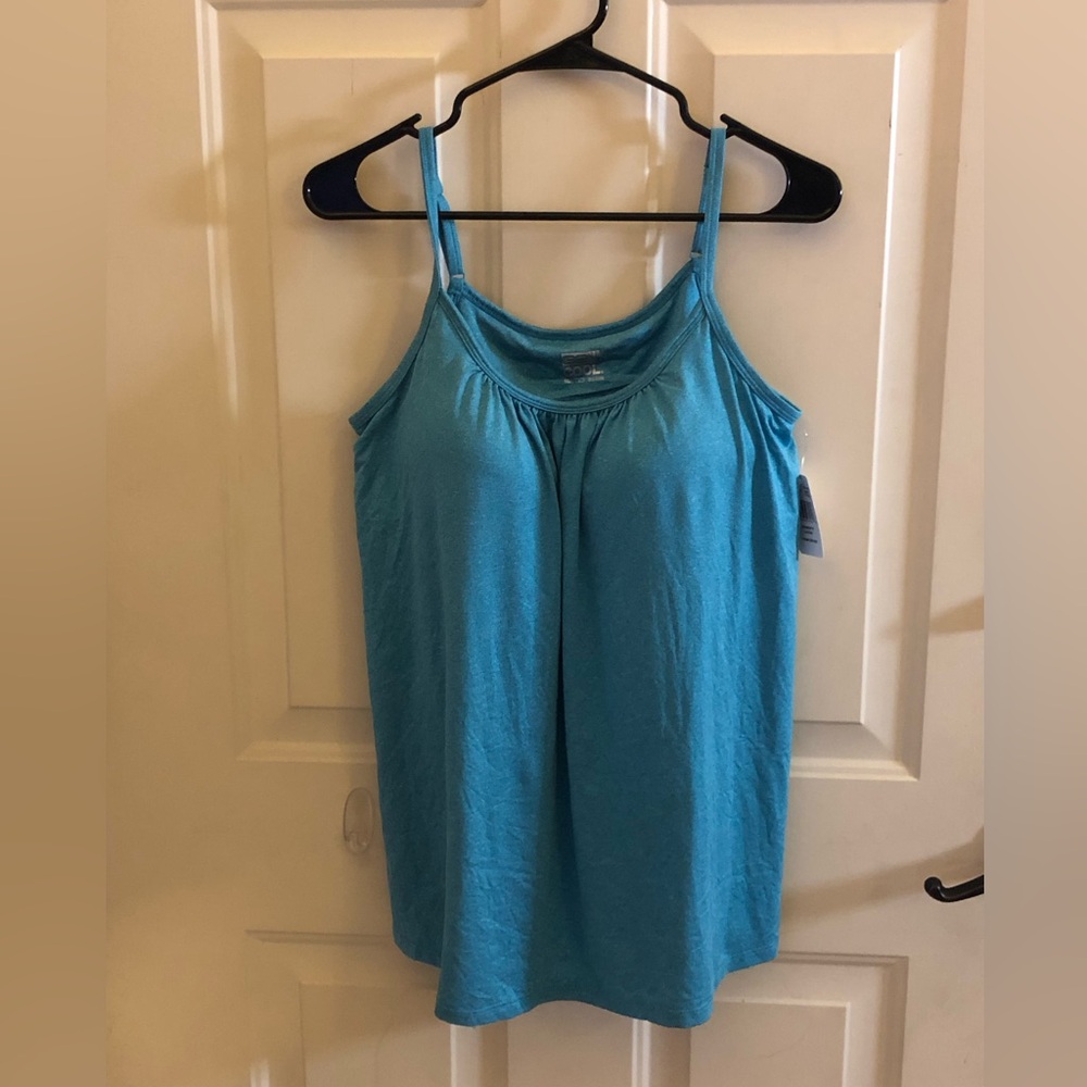 Woman’s NWT Size L Padded Teal Top